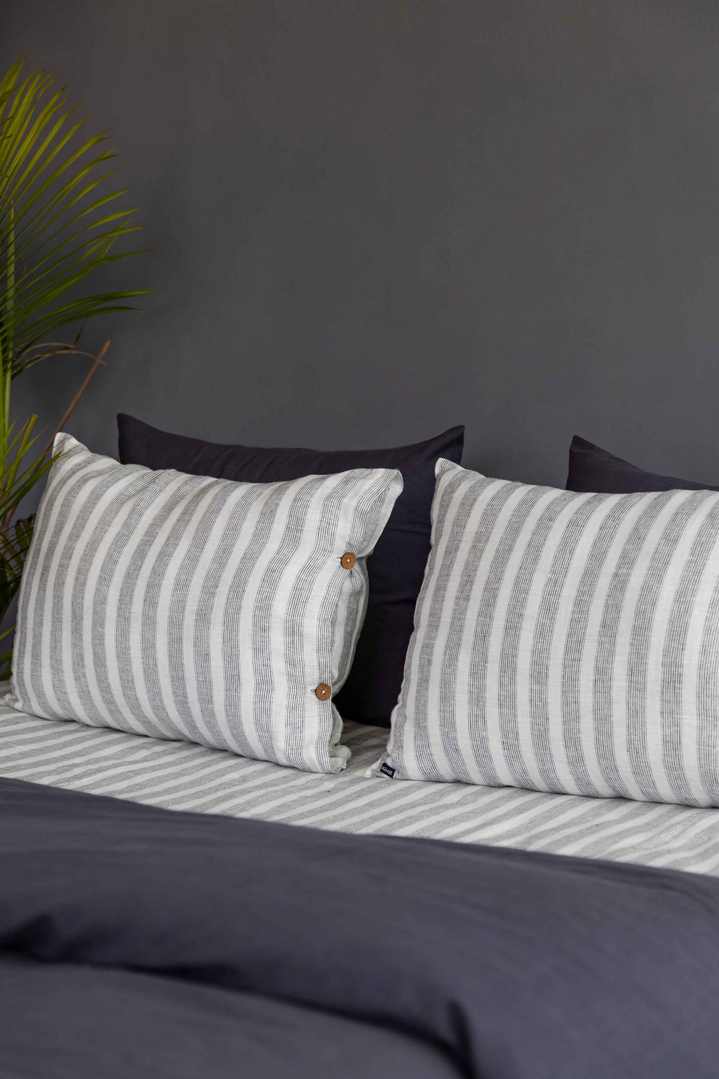 Charcoal stripes - Sleep Set